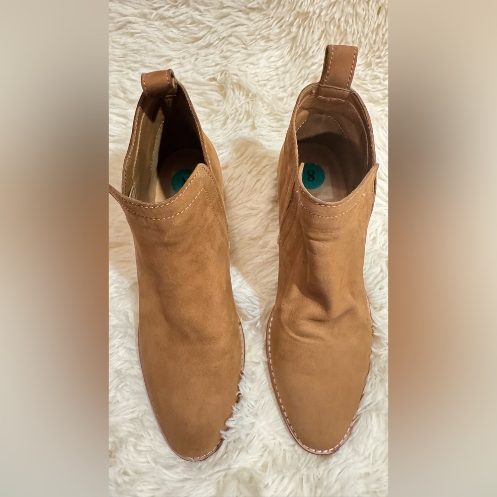 Dolce Vita Tan Ankle Booties